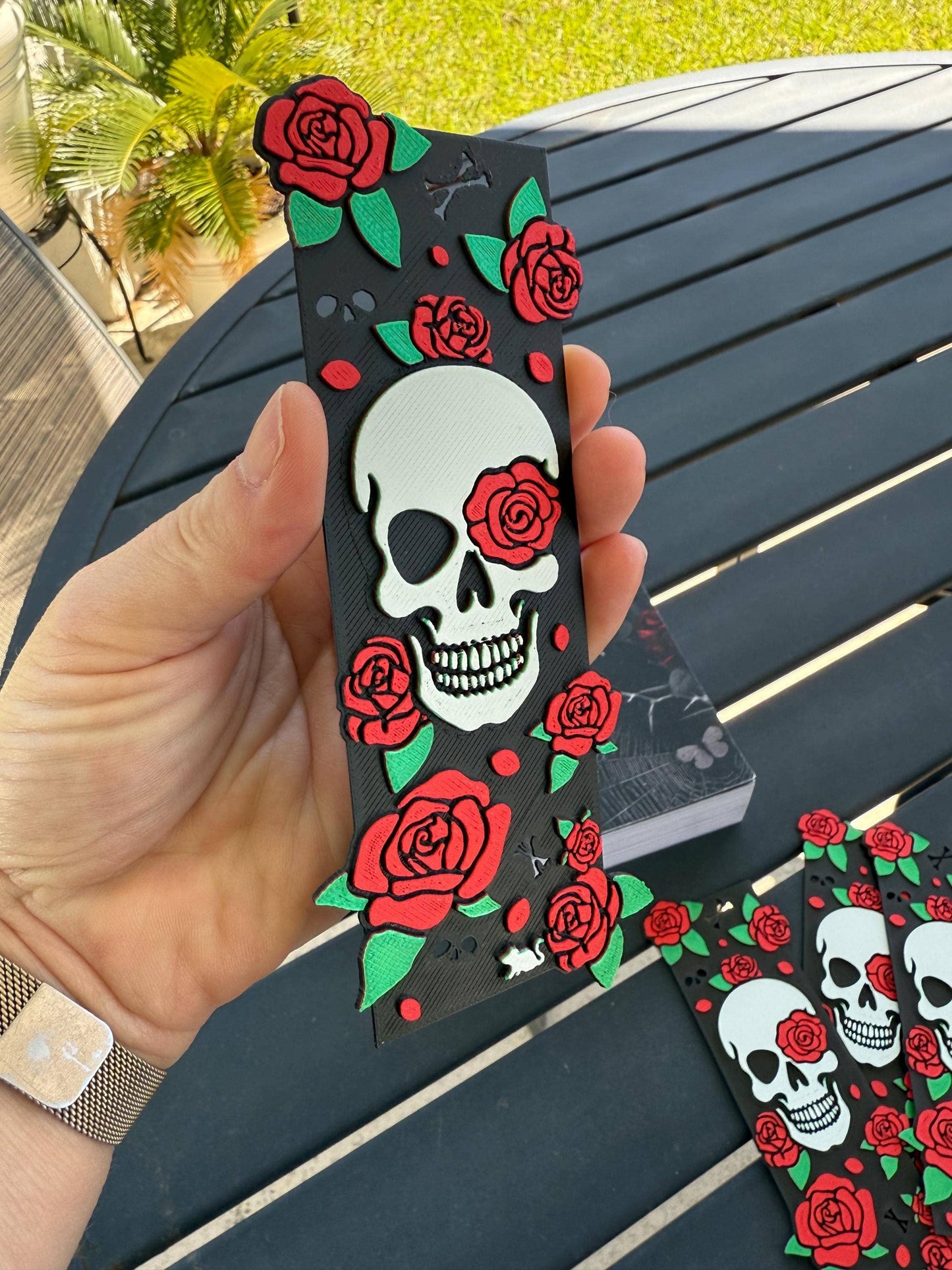 Skull & Roses Bookmook | Dark Romance | Bookish | Fantasy