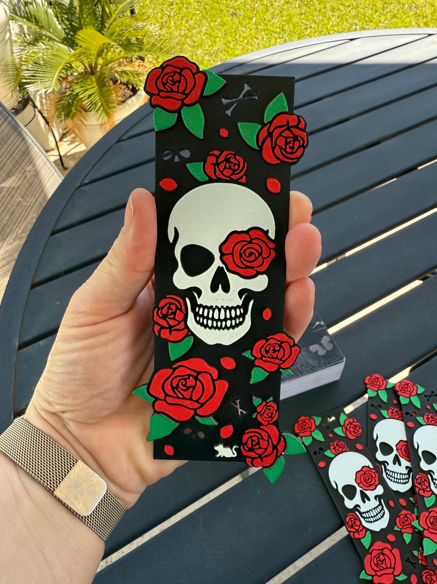 Skull & Roses Bookmook | Dark Romance | Bookish | Fantasy