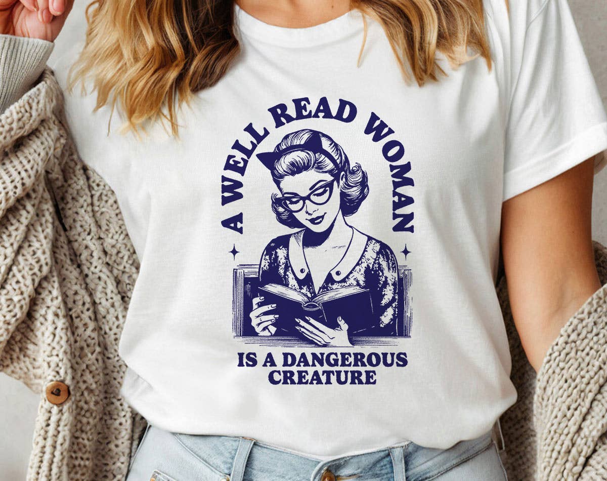 A Well Read Women - Retro Bookish Reading T-Shirt