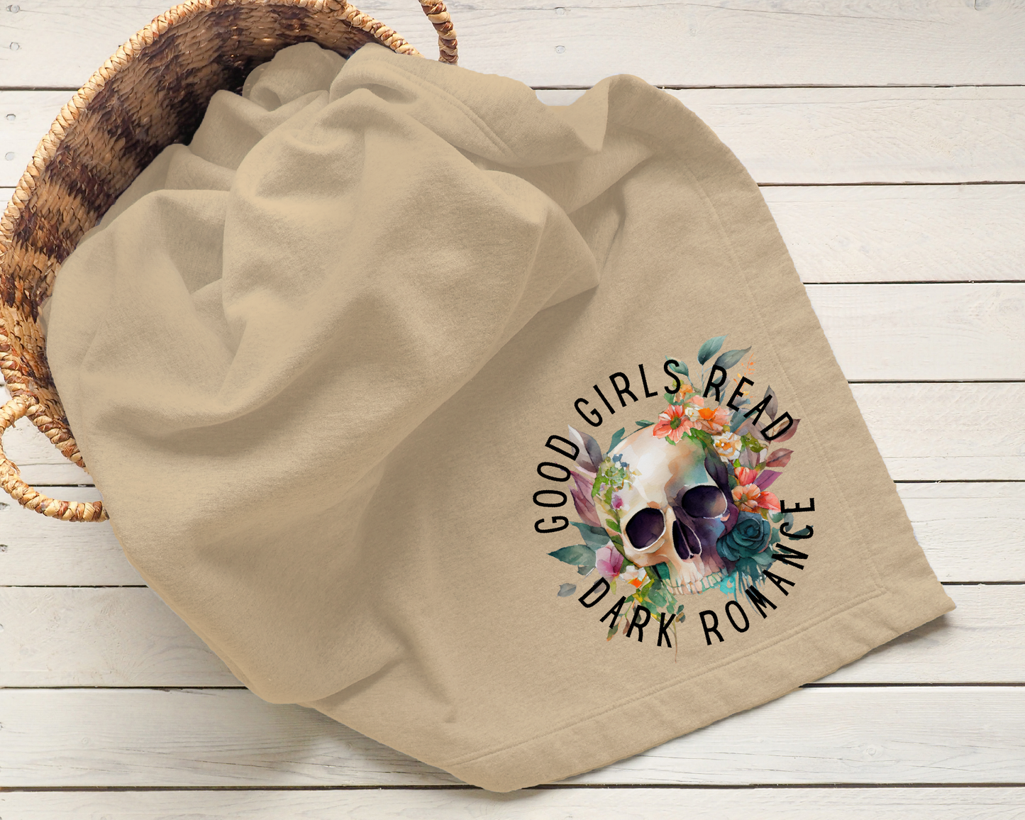 Good Girls Read Dark Romance Sweatshirt Blanket