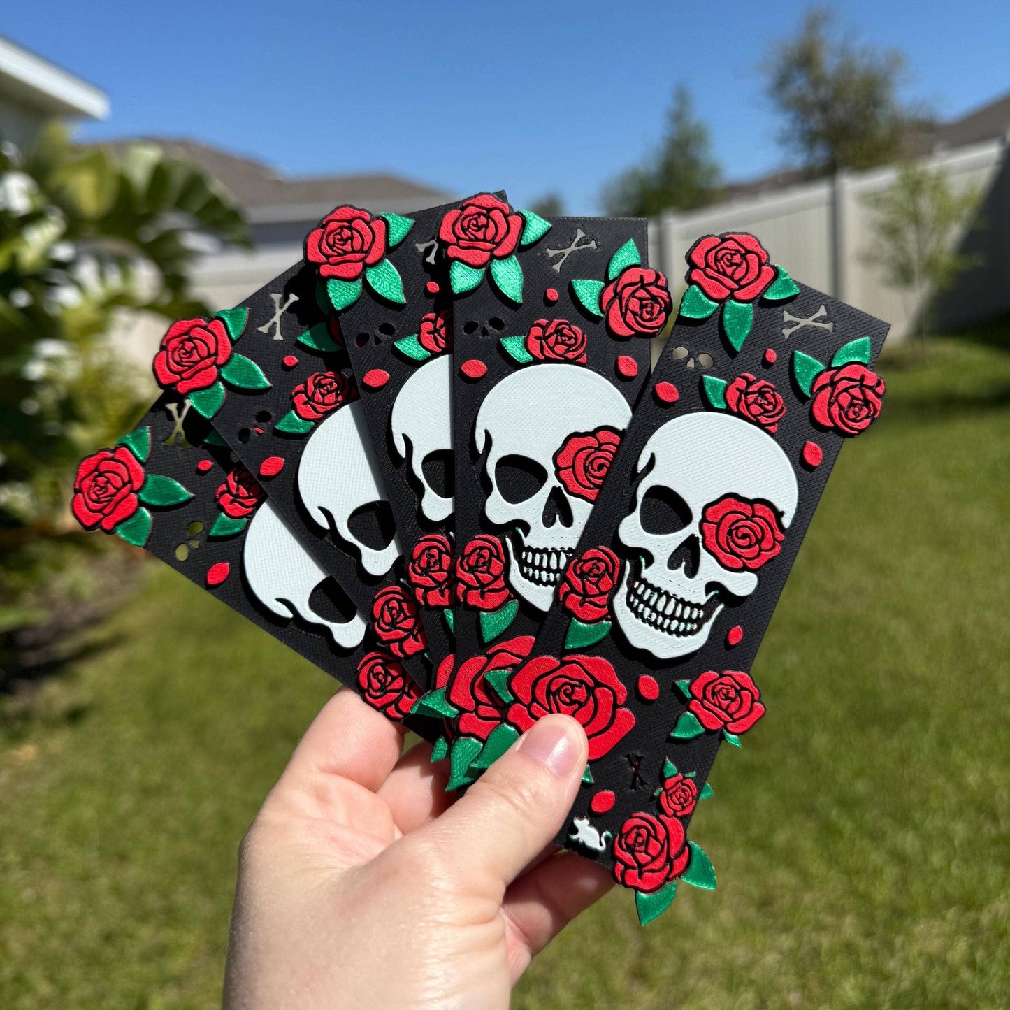 Skull & Roses Bookmook | Dark Romance | Bookish | Fantasy