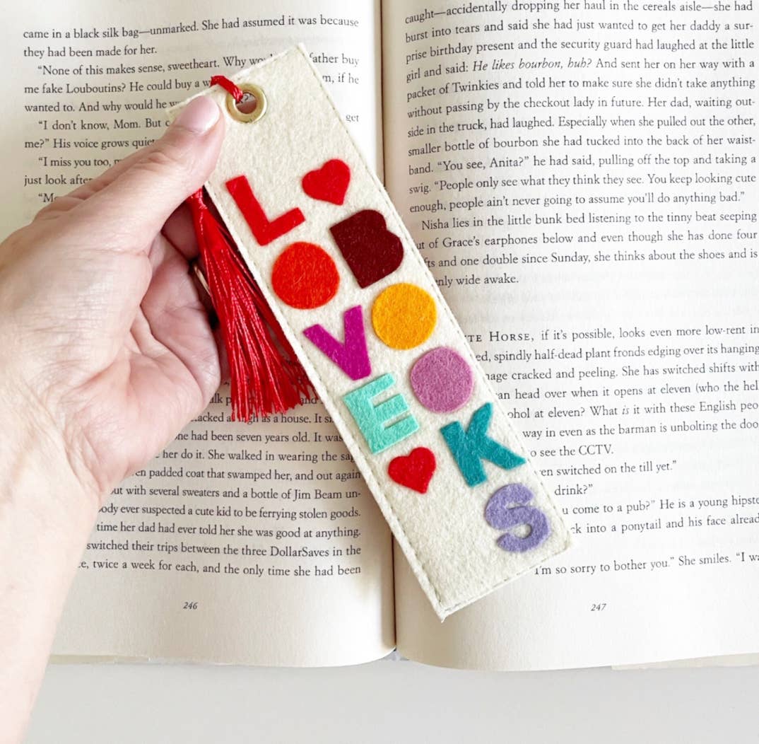 Love Books Bookmark