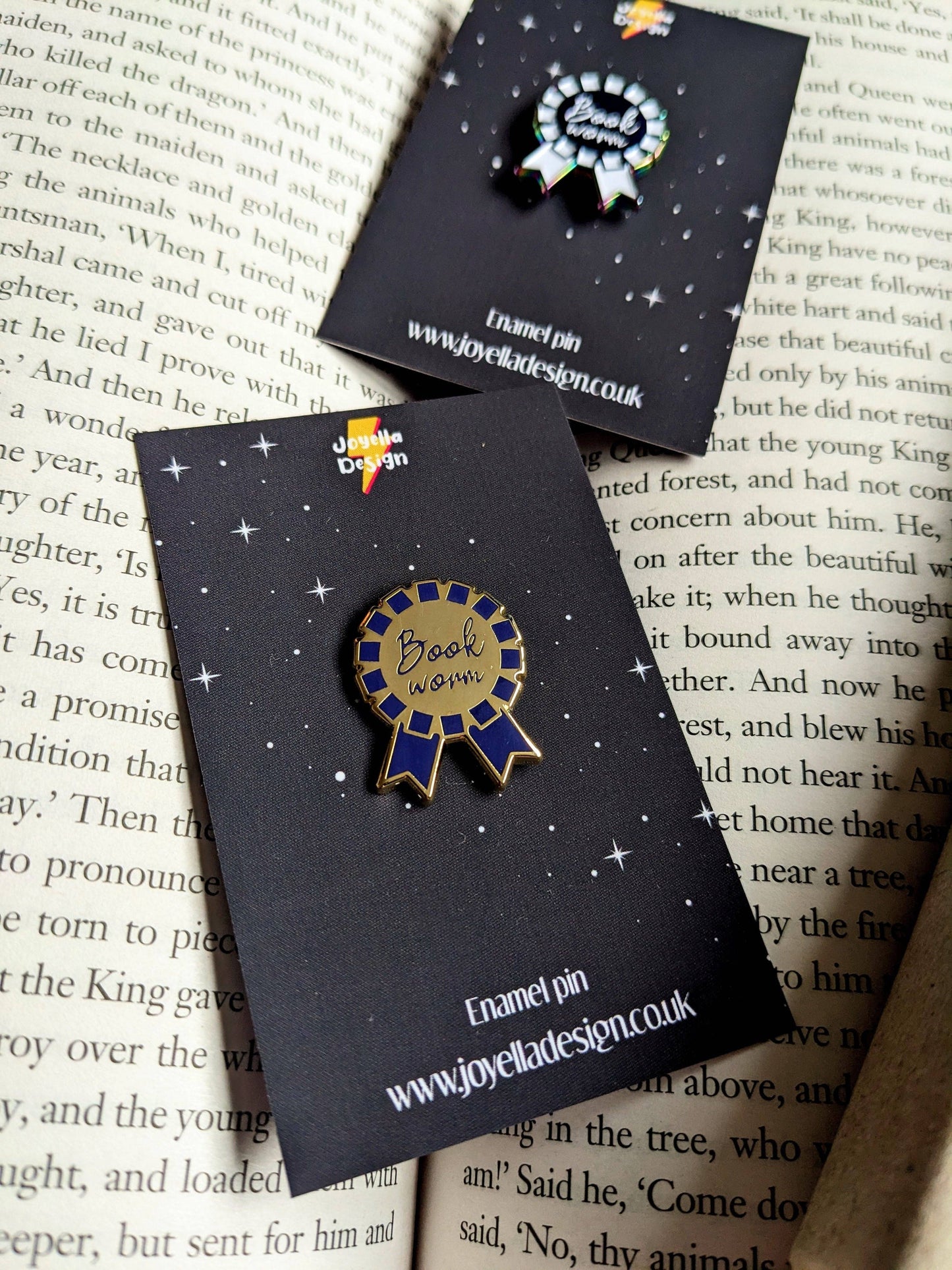 Book worm rosette hard Enamel pin (gold and navy edition)